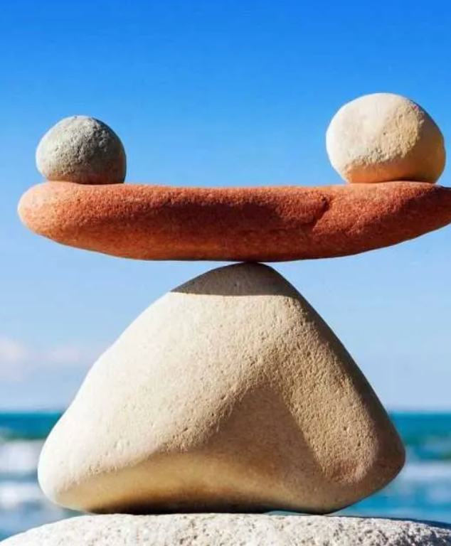 balance-strength-mobility-aging-diagram Diagram showing the relationship between balance strength and mobility in aging